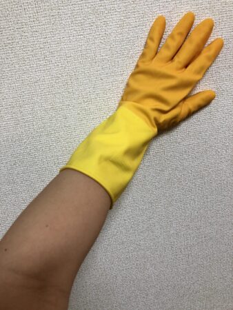 マリーゴールド キッチン用ゴム手袋 Mサイズをつけてみた